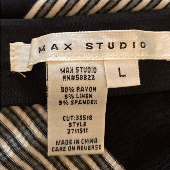 MAX STUDIO STRAPLESS DRESS - Picture 2 of 4